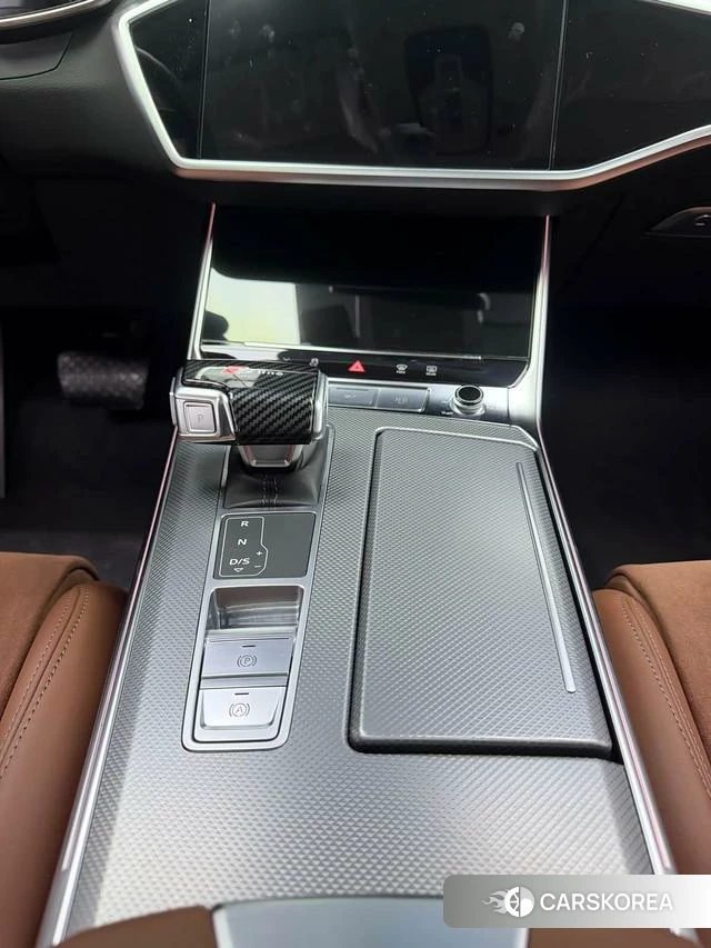 Audi A7L id 4300881 из Китая 26
