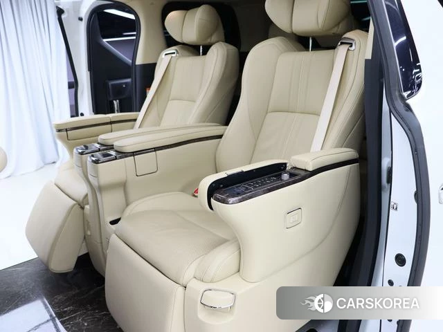 Toyota Elfa id 4298283 из Китая 35