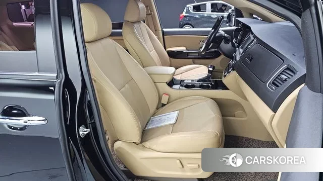 Kia The New Carnival id 3651402 из Кореи 20