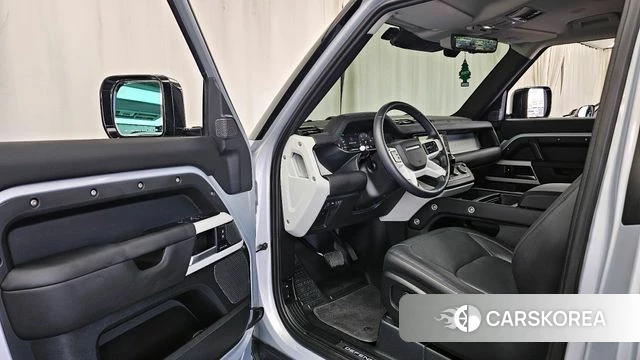 Land Rover Defender (L663) id 3921931 из Кореи 20