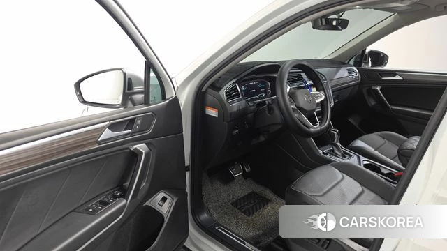Volkswagen Tiguan Allspace id 4360617 из Кореи 38