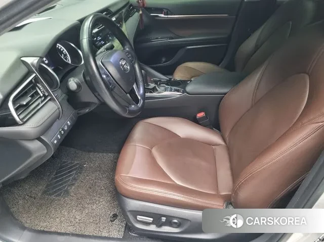 Toyota Camry (XV70) id 3630755 из Кореи 20