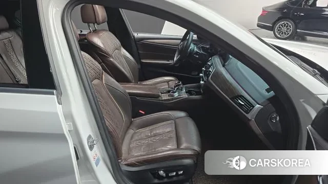 BMW 5 Series (G30) id 3552401 из Кореи 20