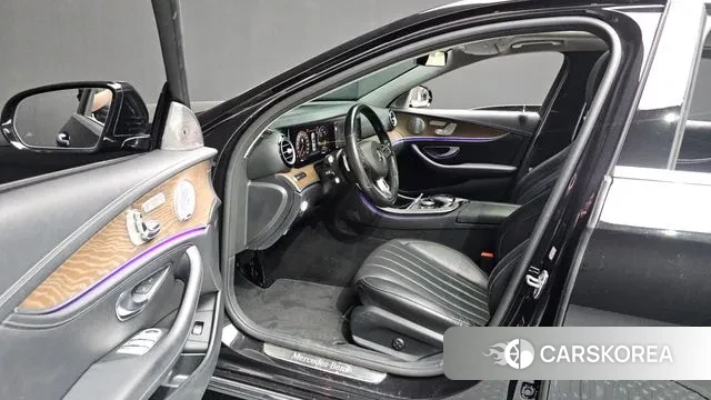 Mercedes-Benz E-Class W213 id 3656928 из Кореи 20