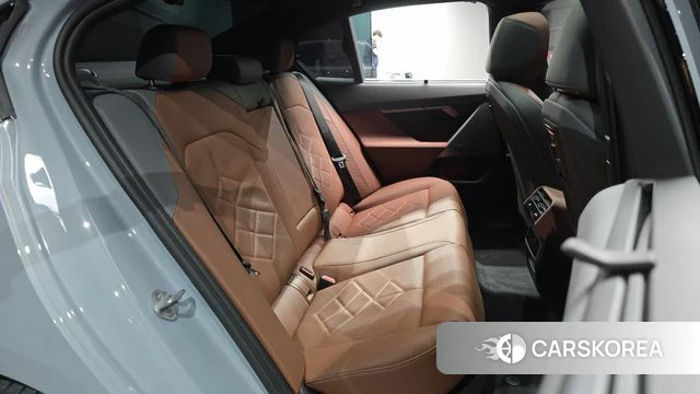BMW 5 Series (G60) id 4724776 из Кореи 33