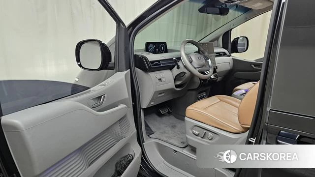 Hyundai Staria id 4322907 из Кореи 20