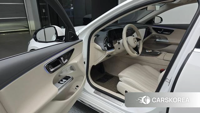 Mercedes-Benz E-Class W214 id 4630444 из Кореи 29