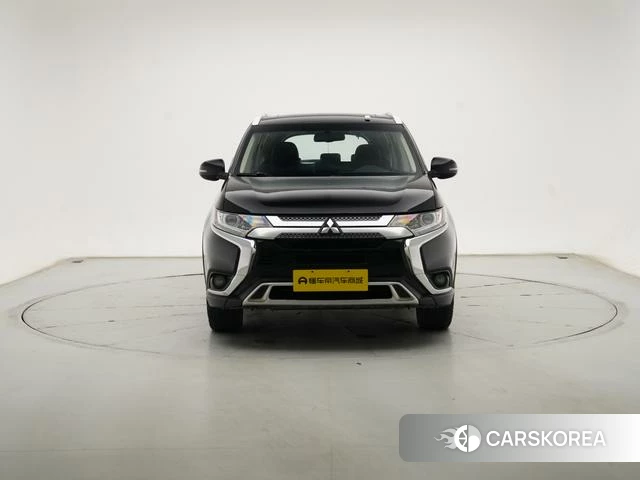 Mitsubishi  Outlander id 4253610 из Китая 28