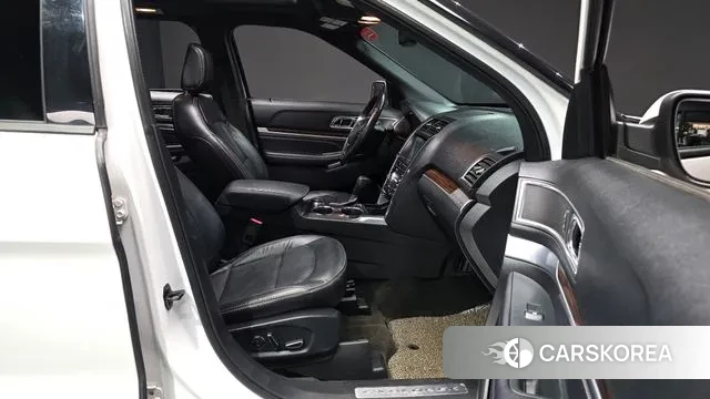 Ford Explorer id 3667055 из Кореи 20