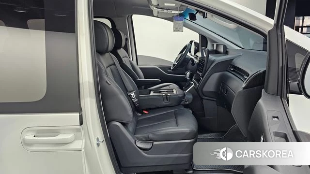 Hyundai Staria id 3841114 из Кореи 20