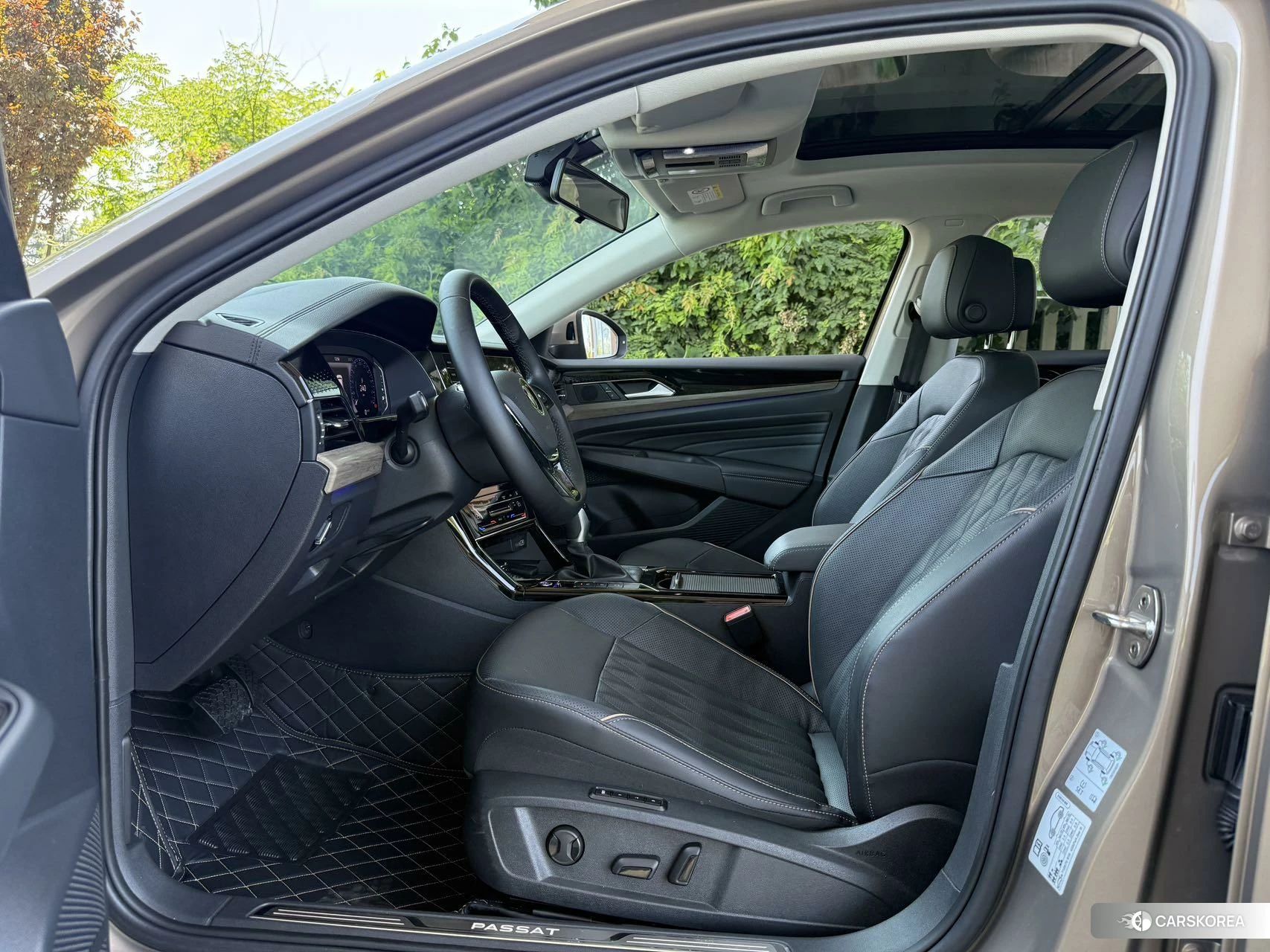 Volkswagen Passat id 4440700 из Китая 10