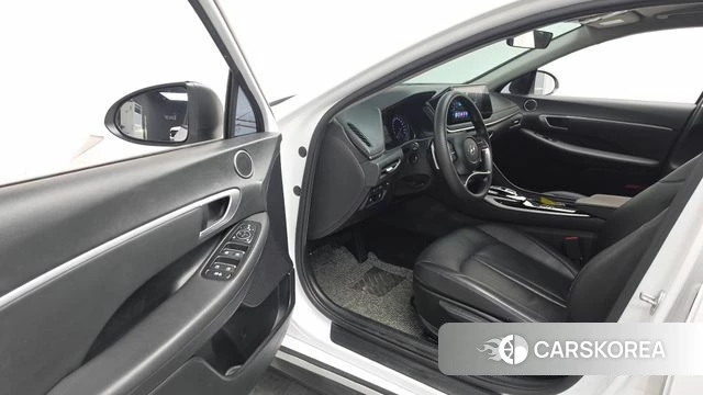 Hyundai Sonata (DN8) id 4382812 из Кореи 30