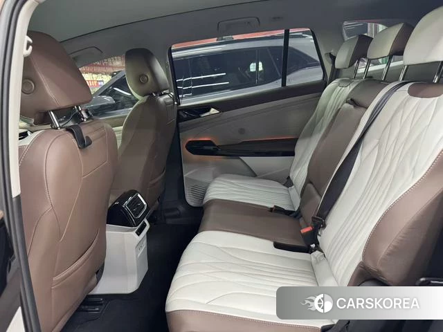 Volkswagen ID.6 X id 4341709 из Китая 15