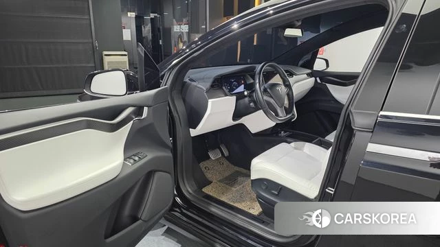 Tesla Model X id 4435570 из Кореи 33
