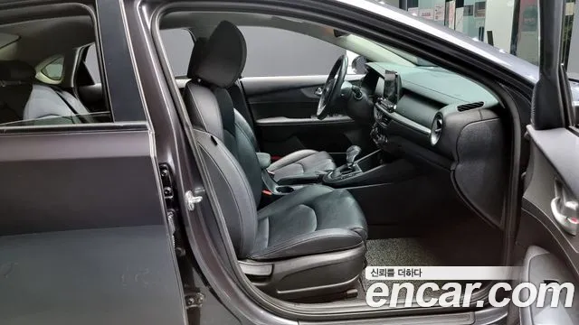 Kia Come New K3 id 2363618 из Кореи 20