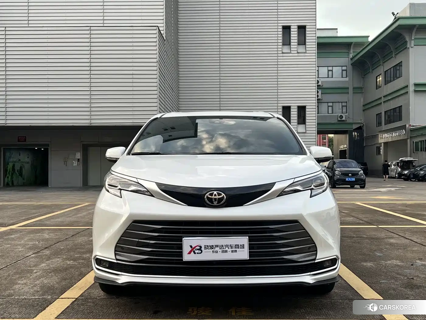 Toyota Sienna id 4599621 из Китая 20