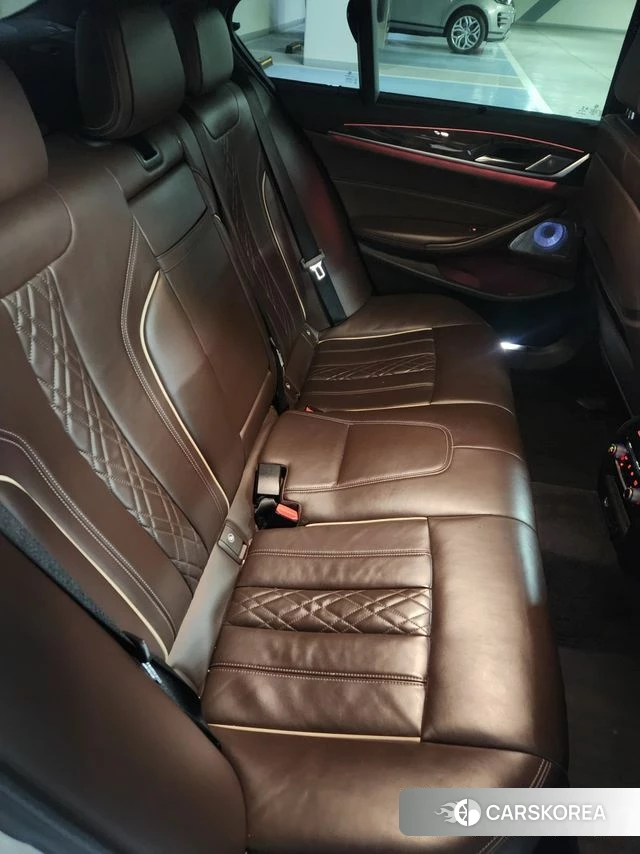 BMW 5 Series (G30) id 3796252 из Кореи 15