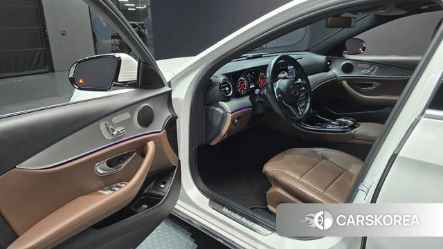 Mercedes-Benz E-Class W213 id 4672646 из Кореи 34