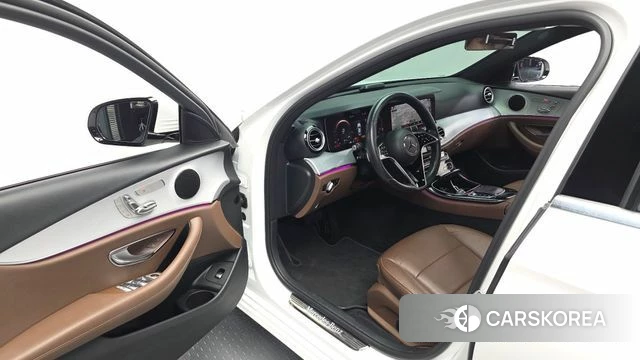 Mercedes-Benz E-Class W213 id 4330775 из Кореи 20