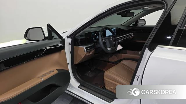 Hyundai Grandeur Hybrid (GN7) id 4523432 из Кореи 31
