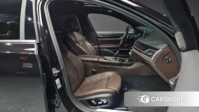 BMW 7 Series (G11) id 3474871 из Кореи 20