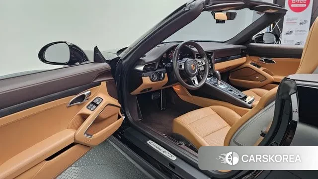 Porsche 911 id 3330733 из Кореи 20