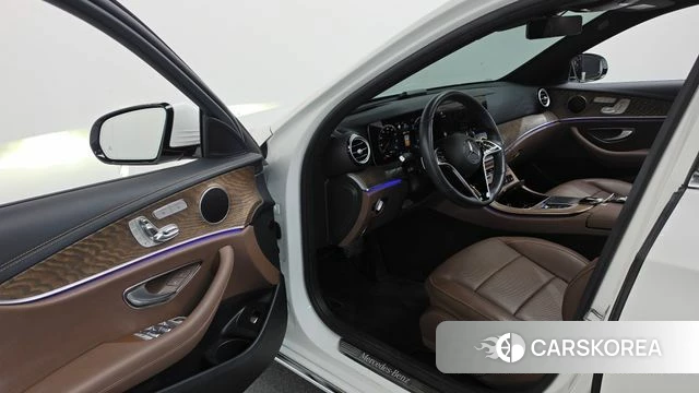 Mercedes-Benz E-Class W213 id 4763410 из Кореи 32