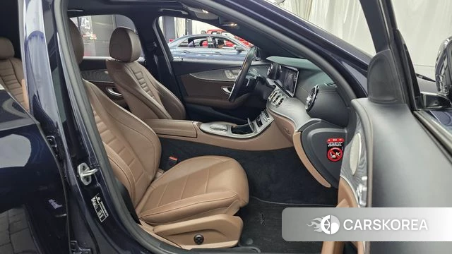 Mercedes-Benz E-Class W213 id 4355117 из Кореи 36