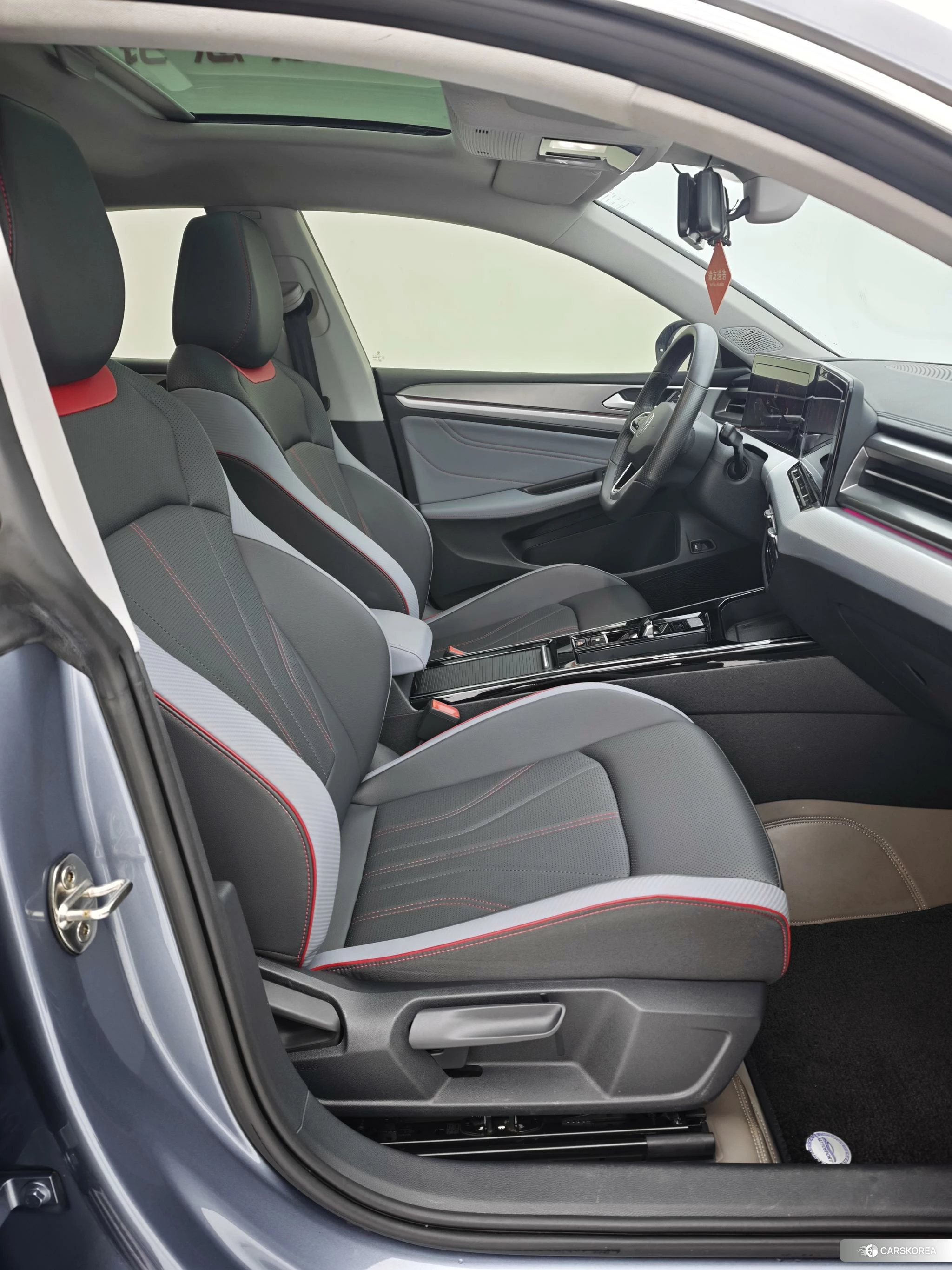 Volkswagen Lamando id 4510888 из Китая 22
