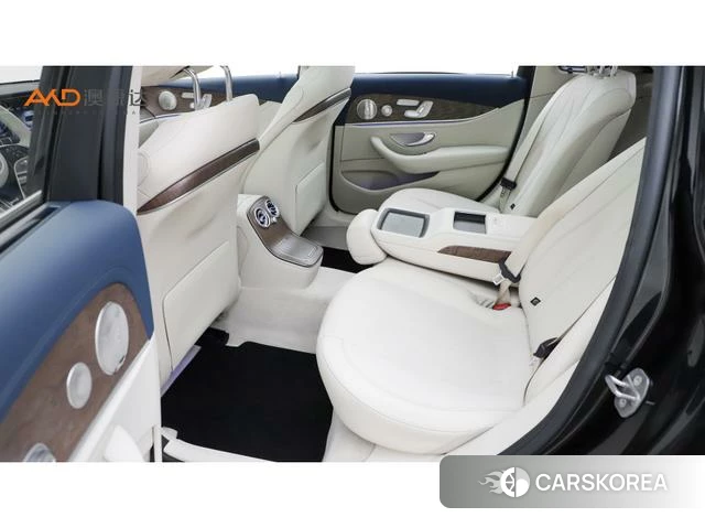 Mercedes-Benz E-class id 4256786 из Китая 10