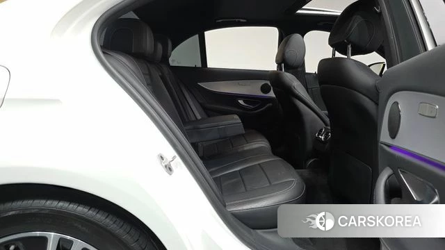 Mercedes-Benz E-Class W213 id 4619661 из Кореи 33
