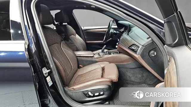 BMW 5 Series (G30) id 3336731 из Кореи 20