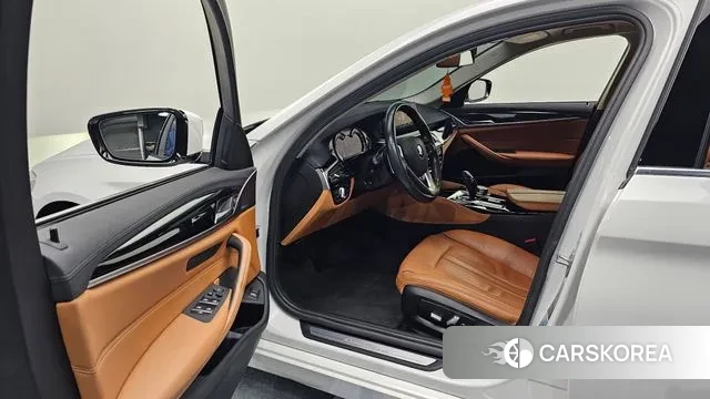 BMW 5 Series (G30) id 3474845 из Кореи 20