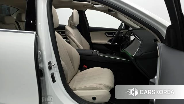 Mercedes-Benz E-Class W214 id 3831456 из Кореи 20