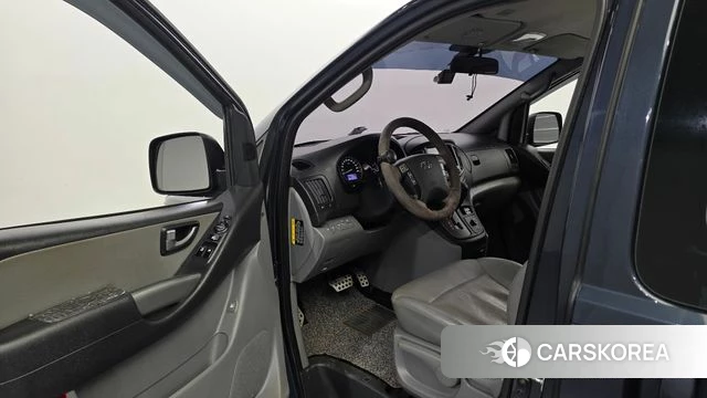 Hyundai The New Grand Starex id 3867437 из Кореи 20
