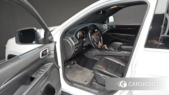 Jeep Grand Cherokee id 3717529 из Кореи 20