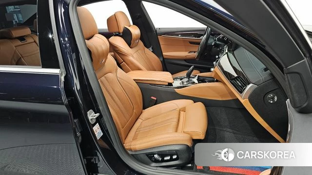 BMW 5 Series (G30) id 3860509 из Кореи 20