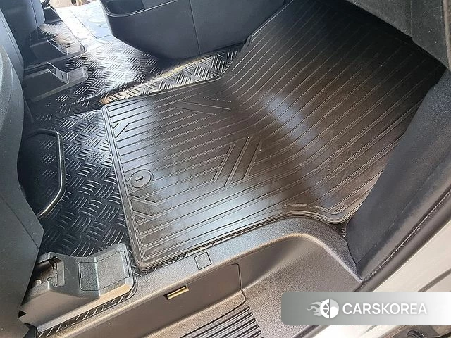 Hyundai Staria id 4636403 из Кореи 20
