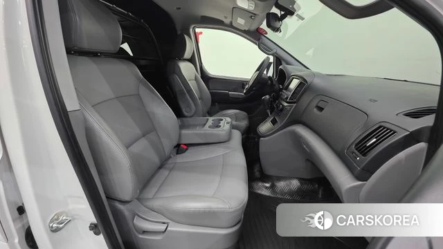 Hyundai The New Grand Starex id 4502373 из Кореи 20
