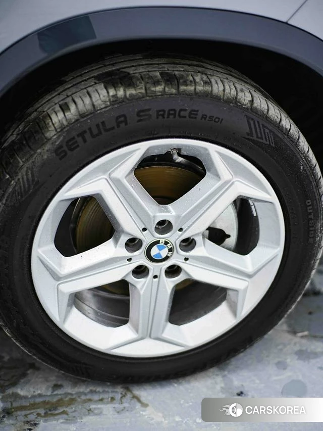 BMW X1 id 4328875 из Китая 22
