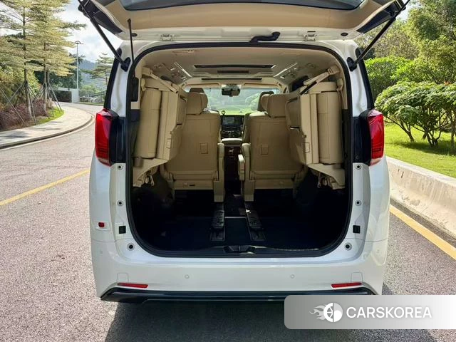 Toyota Elfa id 4341746 из Китая 18