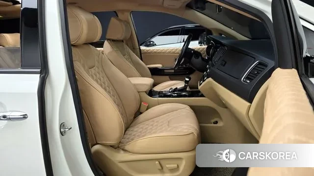 Kia The New Carnival id 3631889 из Кореи 20