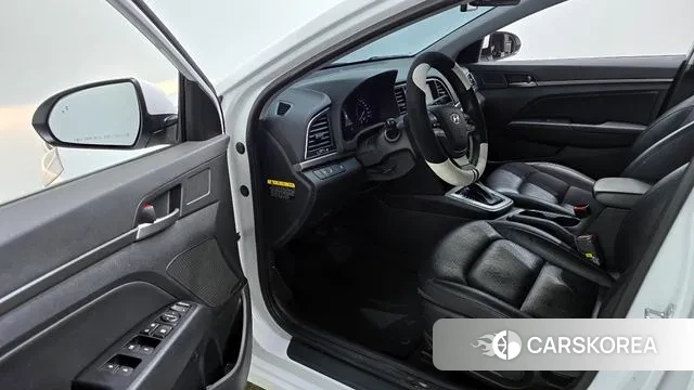 Hyundai Avante AD id 3319640 из Кореи 20