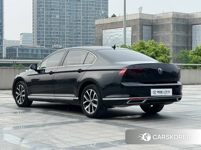 Volkswagen Magotan id 4272247 из Китая 21