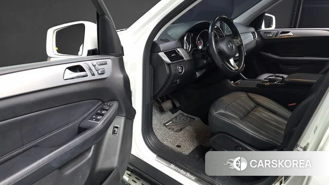 Mercedes-Benz GLE - Class W166 id 4356873 из Кореи 32
