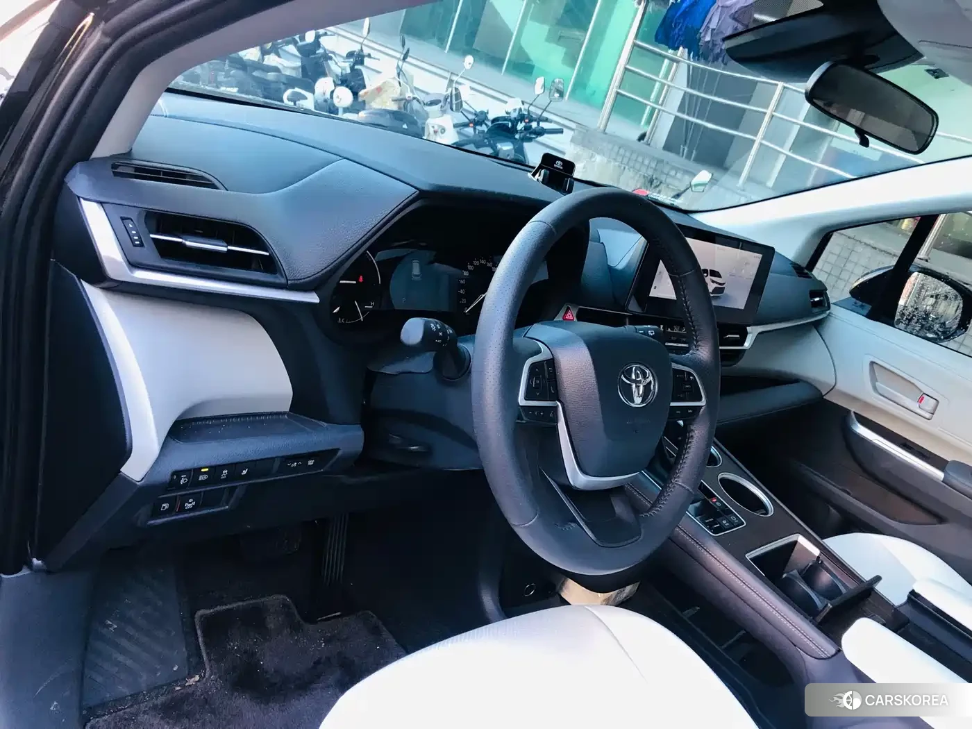 Toyota Sienna id 4538594 из Китая 16