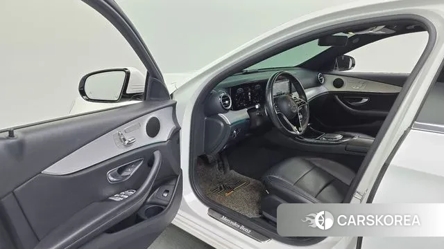 Mercedes-Benz E-Class W213 id 3747144 из Кореи 20