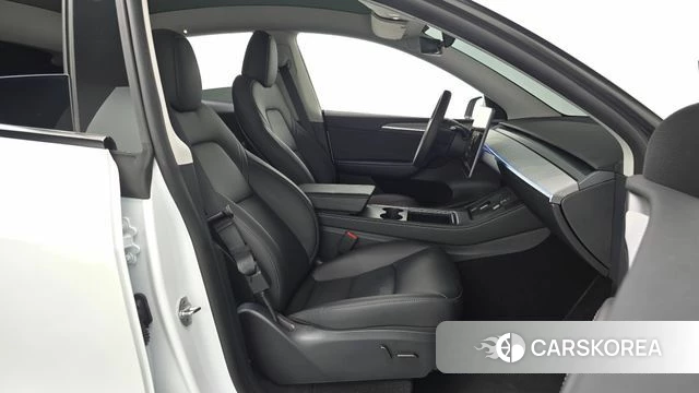 Tesla Model Y id 4778183 из Кореи 35