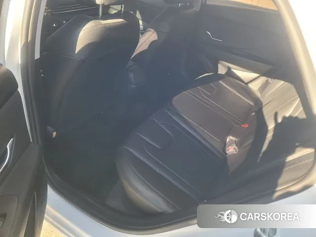 Hyundai Avante (CN7) id 3427642 из Кореи 12