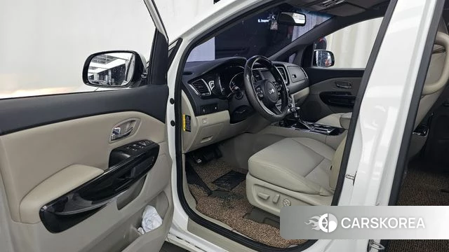 Kia The New Carnival id 4411355 из Кореи 20